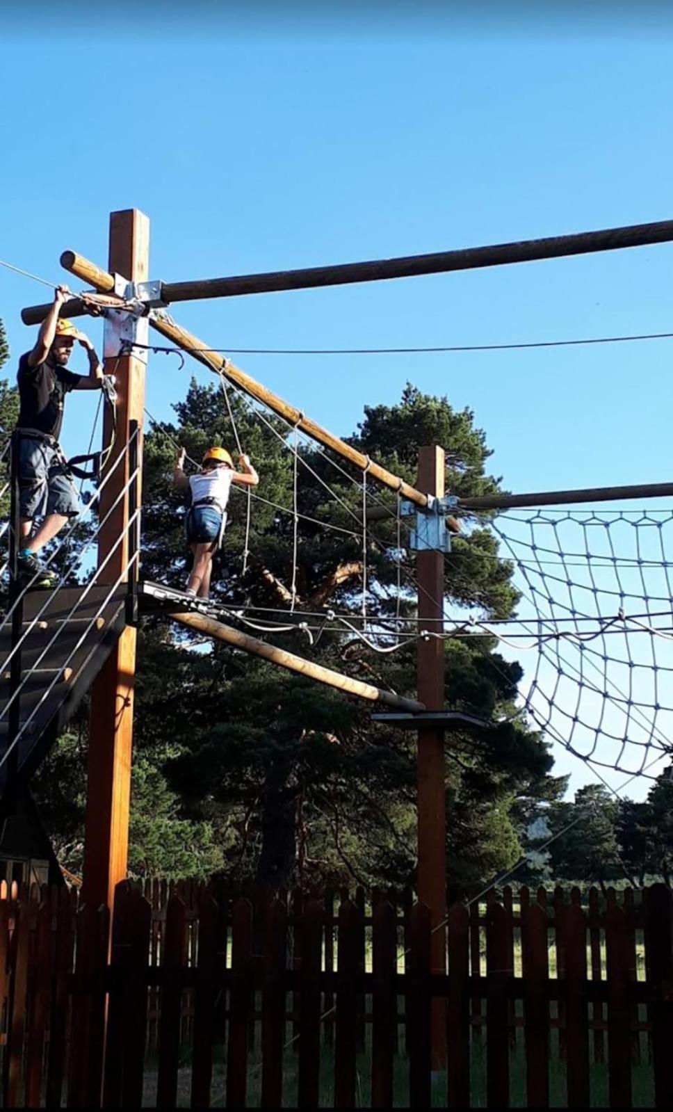 Campsite De - Aventurarte Condemios de Arriba
